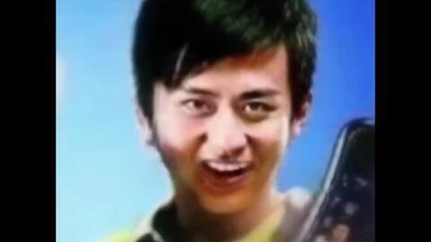 邓超水里表情包,戏水间的欢乐瞬间  第2张