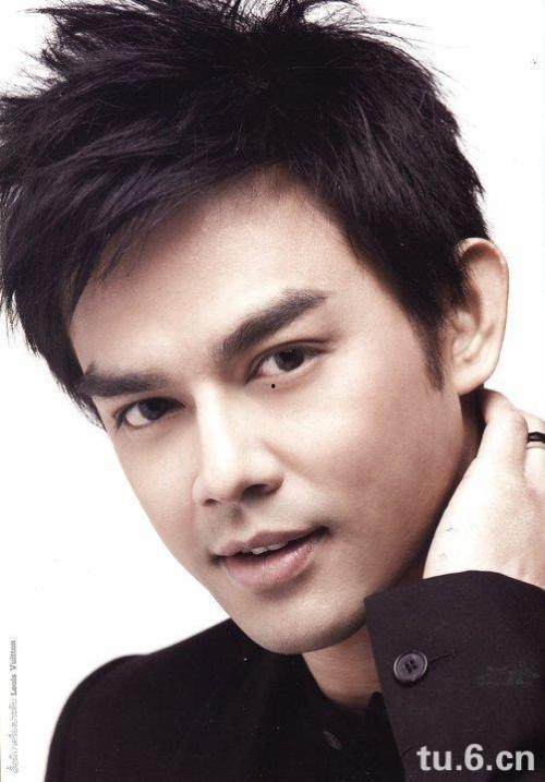 泰国男明星排行榜图片,盘点最受粉丝喜爱的偶像风采